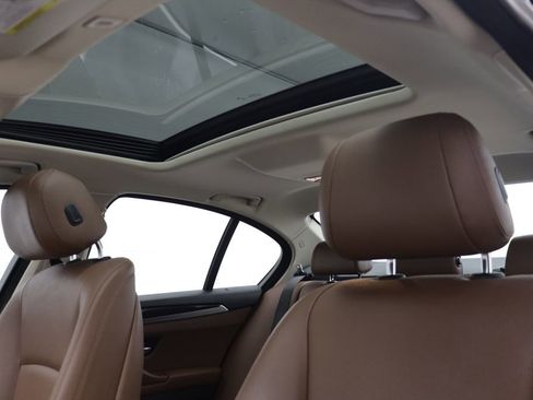 Used 2015 BMW 535i xDrive Sedan AWD/4WD image 13