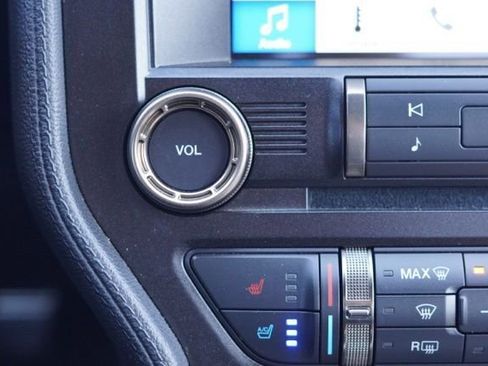 Used 2016 Ford Mustang Shelby GT350 w/ Technology Package image 30