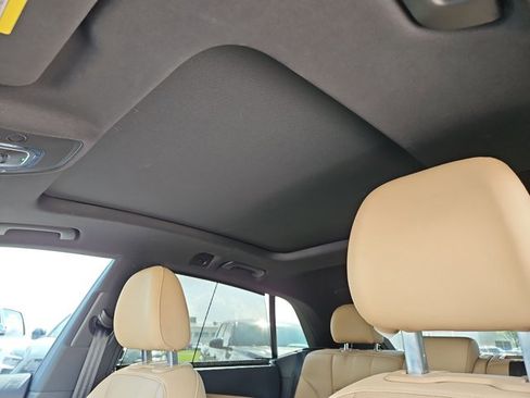 Used 2020 Audi Q8 Prestige w/ Prestige Package image 15