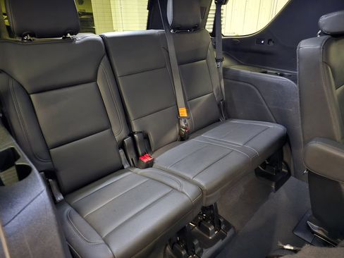 Used 2024 Chevrolet Tahoe LT AWD/4WD image 37