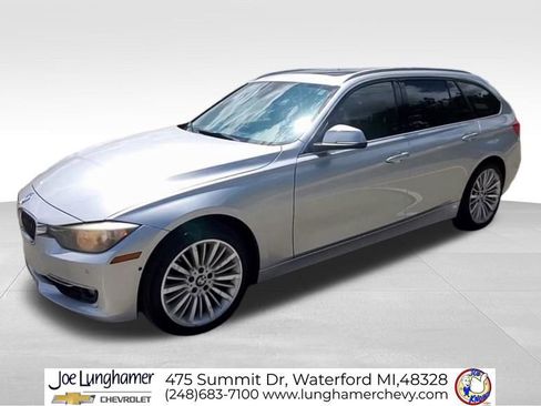 Used 2014 BMW 328i xDrive Wagon AWD/4WD image 4