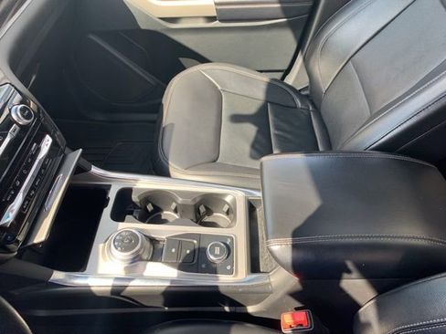 Used 2021 Ford Explorer Limited w/ Equipment Group 301A image 37