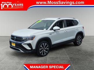 Used 2024 Volkswagen Taos SE image 1