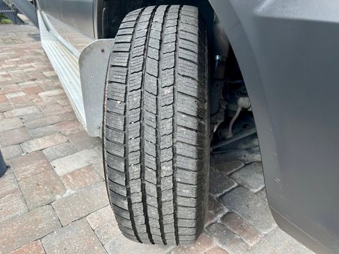 Used 2014 Freightliner Sprinter 2500 image 11