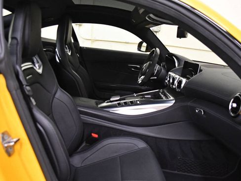 Used 2020 Mercedes-Benz AMG GT C image 12