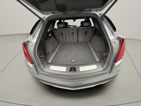Used 2025 Cadillac XT5 Premium Luxury AWD/4WD image 13