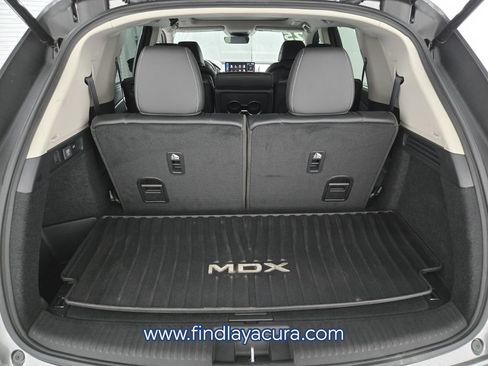 Used 2025 Acura MDX SH-AWD w/ Technology Package image 17