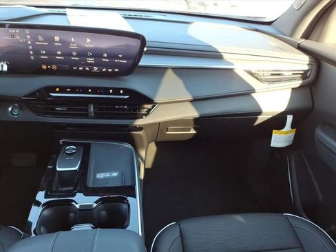 New 2026 Buick Enclave Sport Touring w/ Power Package image 19