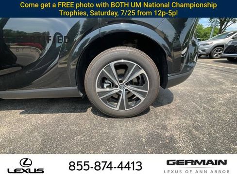 Used 2026 Lexus RX 350h w/ Convenience Package AWD/4WD image 25
