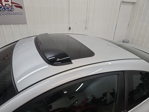 Used 2012 Nissan Altima 3.5 SR image 25