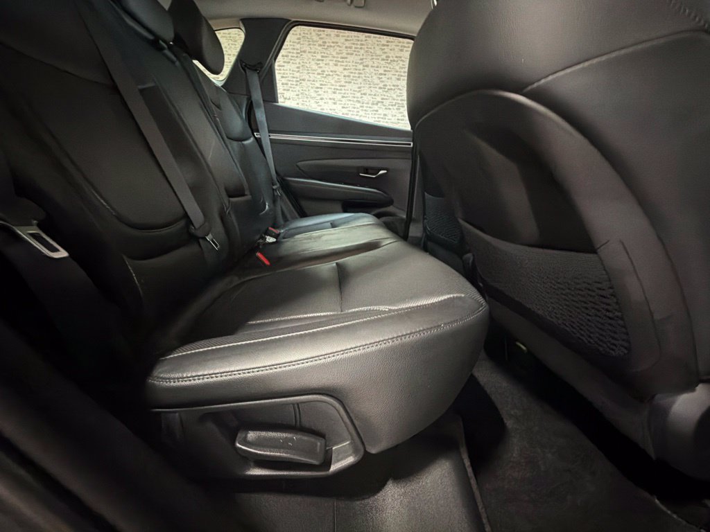 Used 2022 Hyundai Tucson Limited FWD image 13