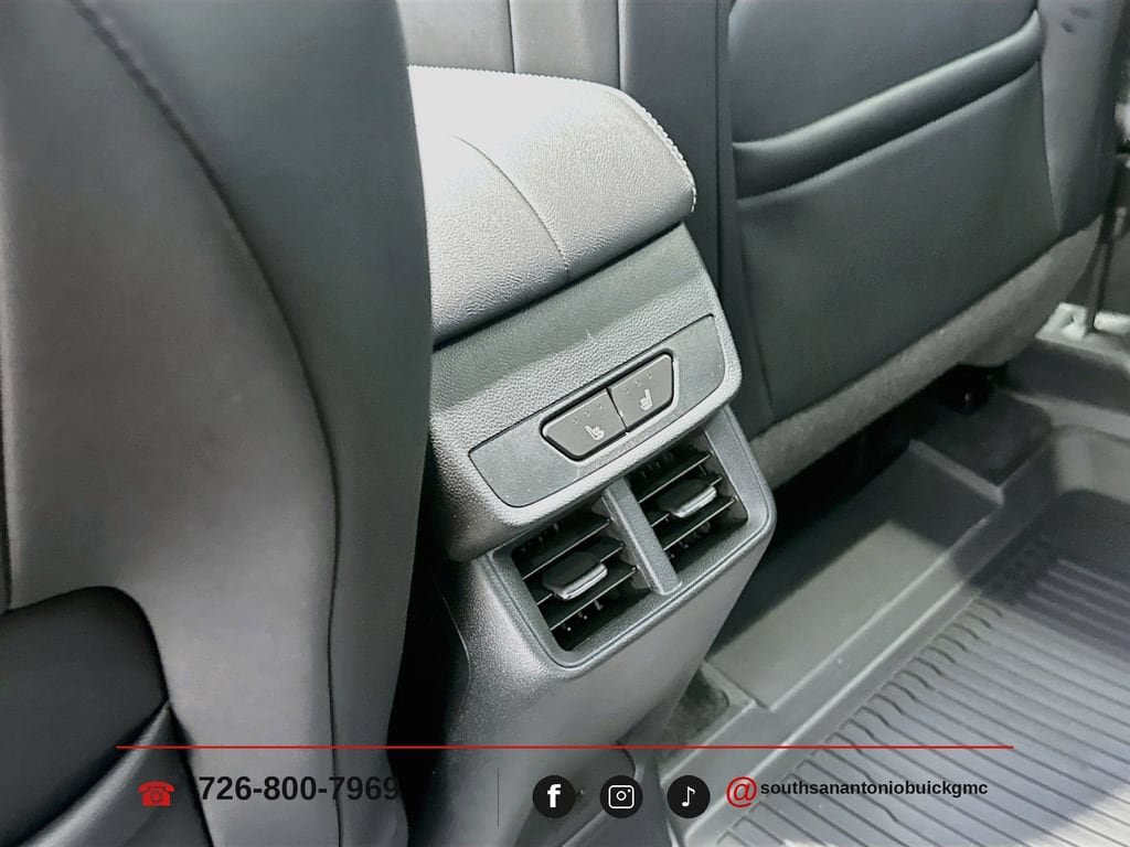 New 2027 GMC Terrain Elevation w/ Elevation Premium Package FWD image 30