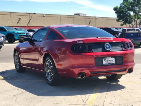 Used 2013 Ford Mustang Premium w/ Comfort Pkg RWD image 3
