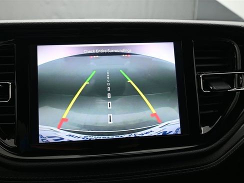 Used 2021 Dodge Durango SXT RWD image 16