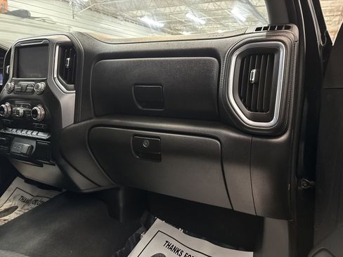 Used 2021 GMC Sierra 3500 SLE w/ SLE Convenience Package image 28