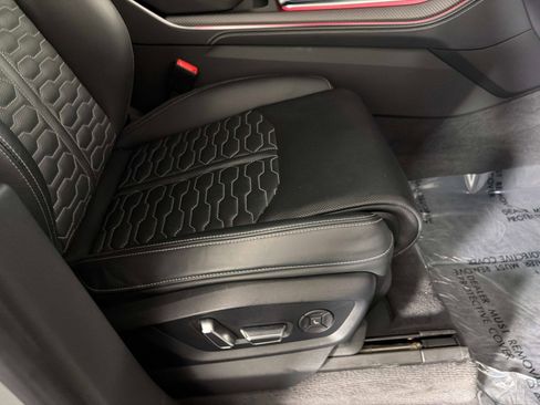 Used 2023 Audi RS Q8 image 21