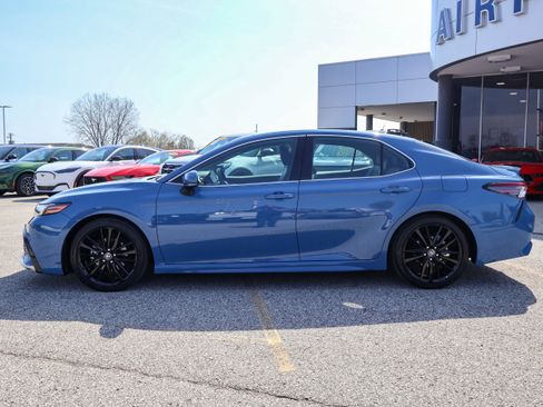 Used 2023 Toyota Camry XSE w/ Cold Weather Package image 2