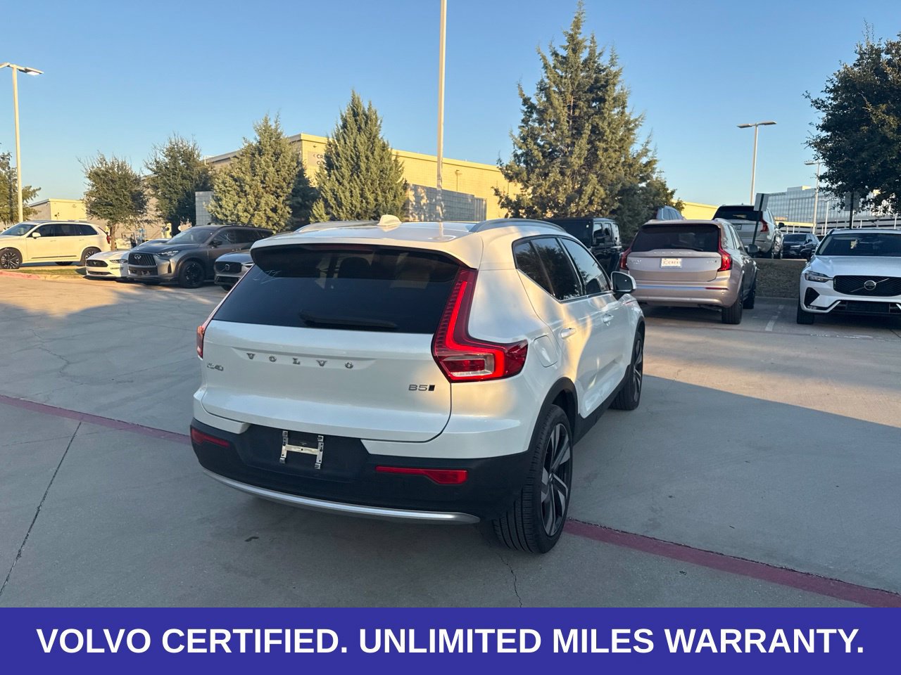 Certified 2024 Volvo XC40 B5 Ultimate w/ Protection Package Premier AWD/4WD image 16