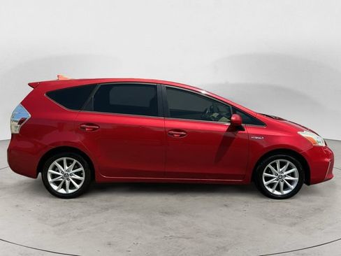 Used 2012 Toyota Prius V Five FWD image 6