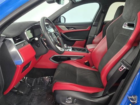 Used 2023 Jaguar F-PACE SVR image 10
