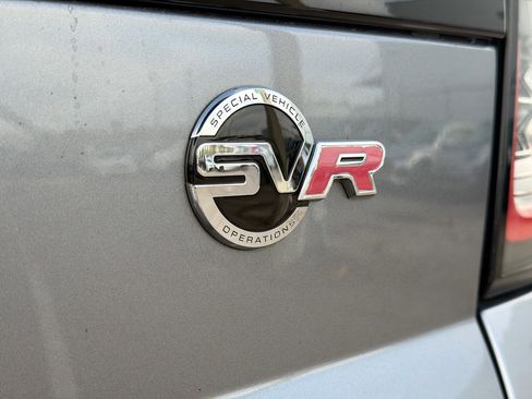 Used 2022 Land Rover Range Rover Sport SVR image 11