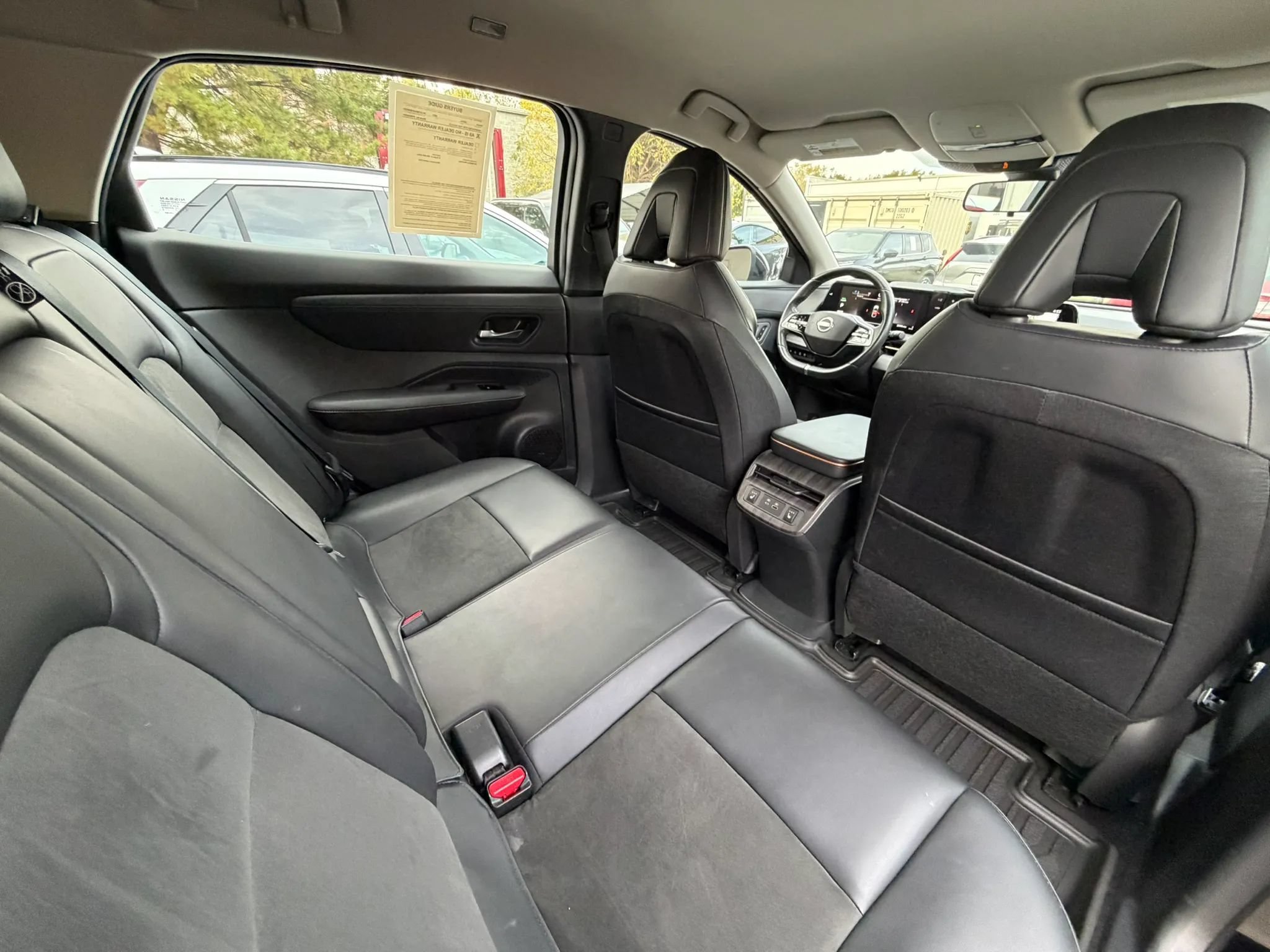 Used 2023 Nissan Ariya FWD image 18