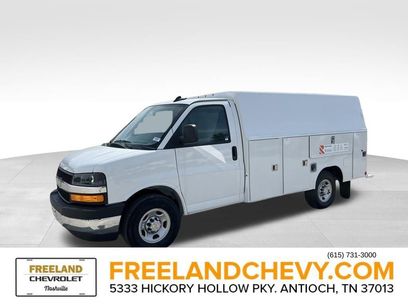 New 2025 Chevrolet Express 3500 w/ Power Convenience Package