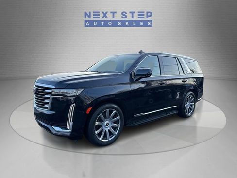 Used 2023 Cadillac Escalade Premium Luxury Platinum image 3