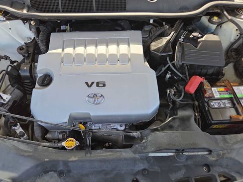 Used 2012 Toyota Venza Limited FWD image 13