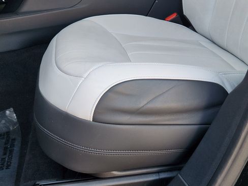 Certified 2023 Land Rover Range Rover Sport SE Dynamic image 25