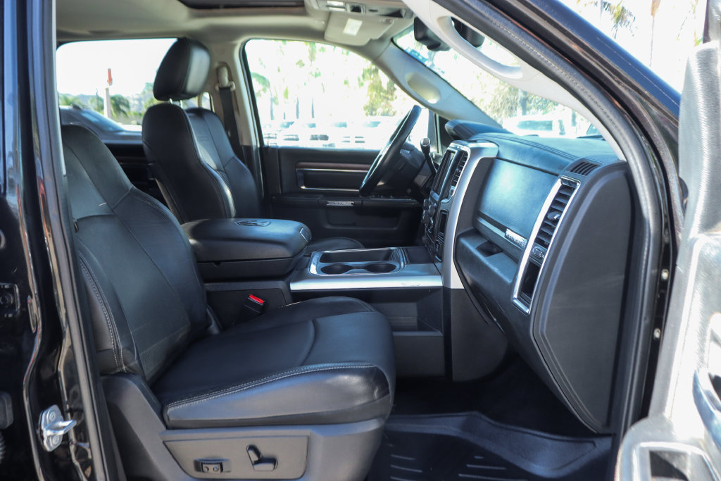 Used 2017 RAM 2500 Laramie w/ Sport Appearance Group AWD/4WD image 47