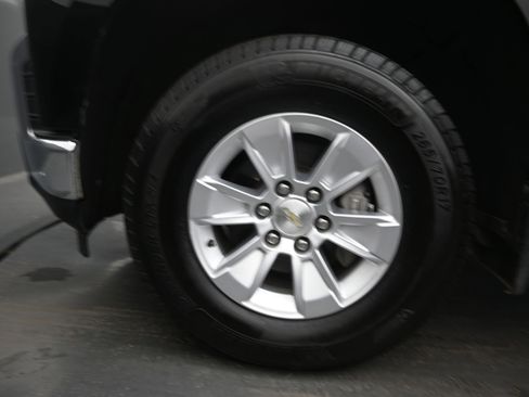 Used 2020 Chevrolet Silverado 1500 LT w/ Texas Edition image 11