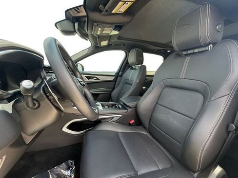 Used 2026 Jaguar F-PACE R-Dynamic S AWD/4WD image 10