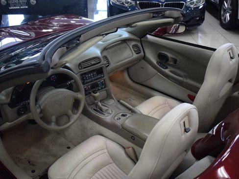 Used 2003 Chevrolet Corvette Convertible w/ Preferred Equipment Group1 image 28