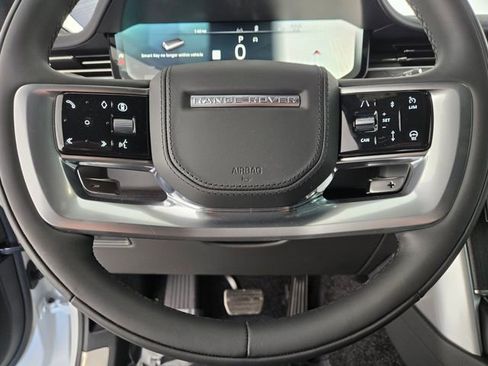 New 2026 Land Rover Range Rover Long Wheelbase SE AWD/4WD image 21