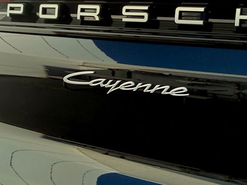 New 2026 Porsche Cayenne image 38