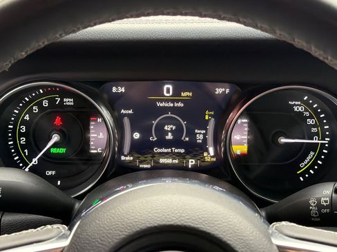 Used 2023 Jeep Wrangler Unlimited Sahara image 22