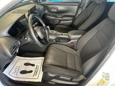 Used 2023 Honda HR-V Sport image 20