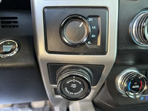 Used 2020 Ford F150 Lariat w/ Equipment Group 502A Luxury AWD/4WD image 9