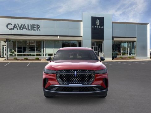 Used 2025 Lincoln Nautilus Premier w/ Equipment Group 102A image 6