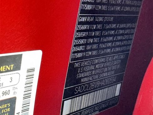 Used 2017 Jaguar F-PACE R-Sport image 31