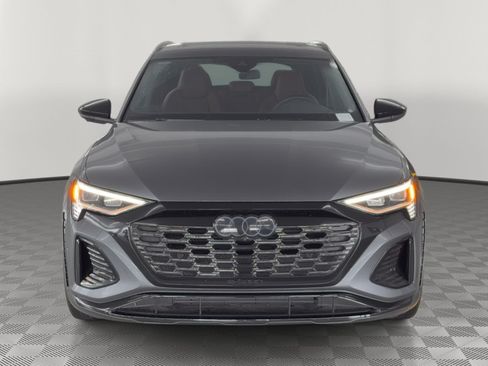 Certified 2024 Audi SQ8 e-tron Premium Plus w/ Black Optic Package AWD/4WD image 6