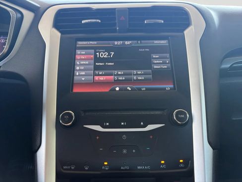 Used 2013 Ford Fusion SE FWD image 23