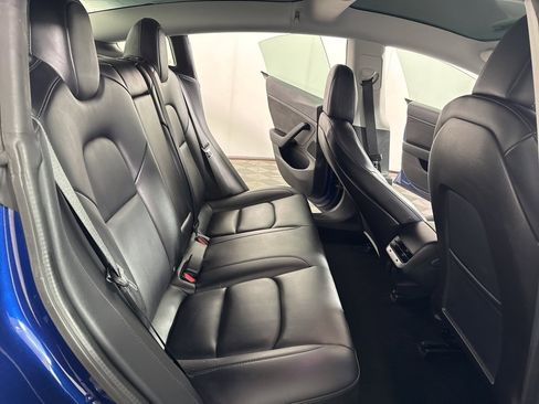 Used 2020 Tesla Model 3 Performance image 22