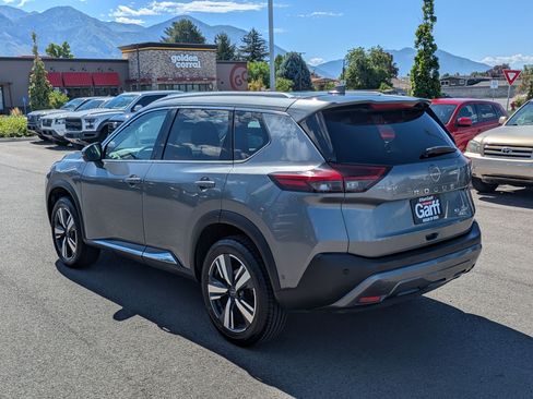 Used 2023 Nissan Rogue SL w/ SL Premium Package AWD/4WD image 8