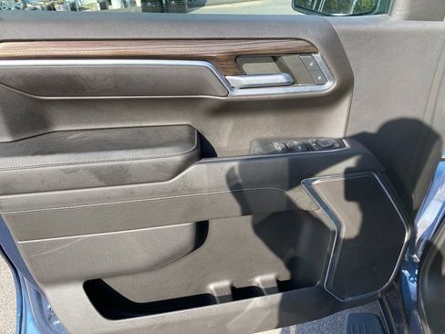 Used 2022 Chevrolet Silverado 1500 LT w/ Protection Package image 11