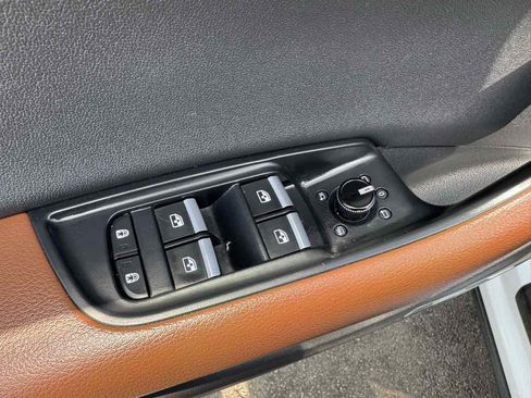 Used 2021 Audi Q8 Prestige w/ Prestige Package image 27