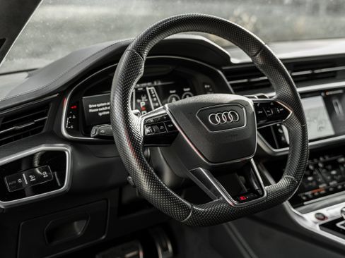 Used 2022 Audi RS 7 Sportback w/ Black Optic Package image 10