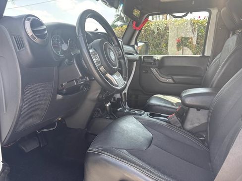 Used 2016 Jeep Wrangler Unlimited Sport AWD/4WD image 15