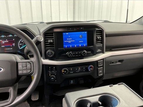 Used 2022 Ford F150 XLT w/ Trailer Tow Package image 6